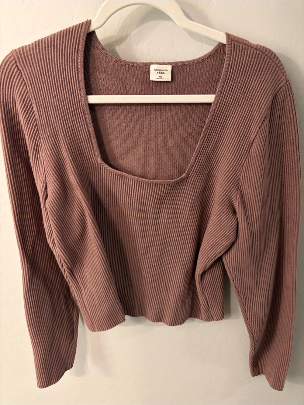 Abercrombie & Fitch Ribbed Long-Sleeve Scoop Neck Top - Dusty Mauve/Brown